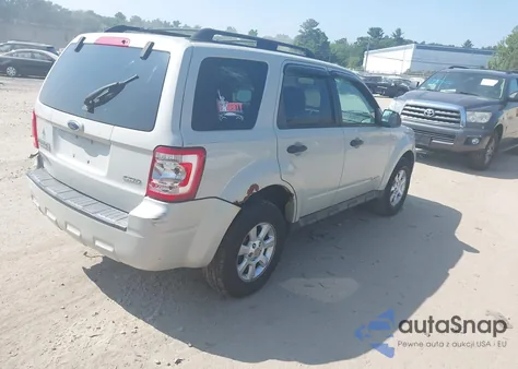 2008 Ford Escape Xlt z USA, uszkodzony, nr VIN 1FMCU93188KE62666